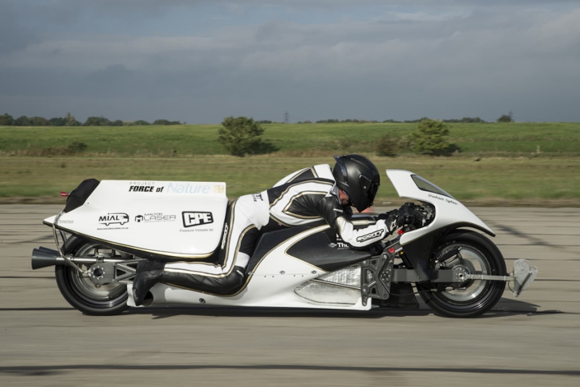 A Steam Rocket Bike’s New Records, Riser App is Now “Cardo Ride” 