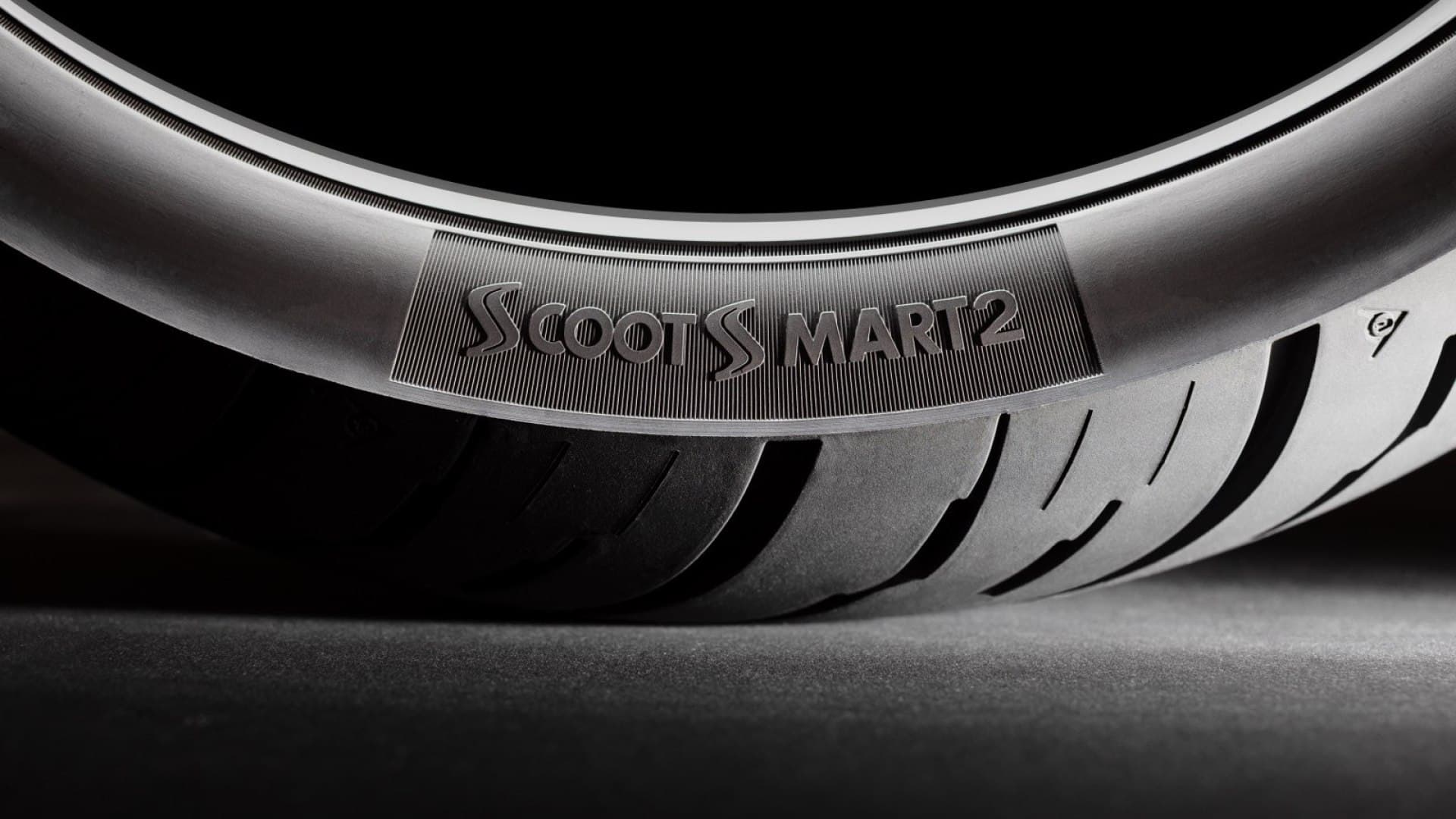 Dunlop svela ScootSmart 2: per gli scooter migliore aderenza e sicurezza, anche sul bagnato