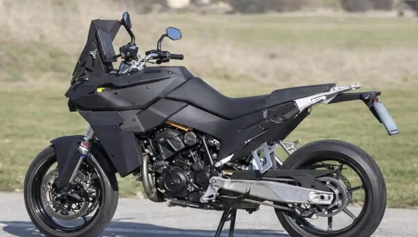 KTM 990 SMT: la sport-touring “Fun” da 120 CV è quasi pronta