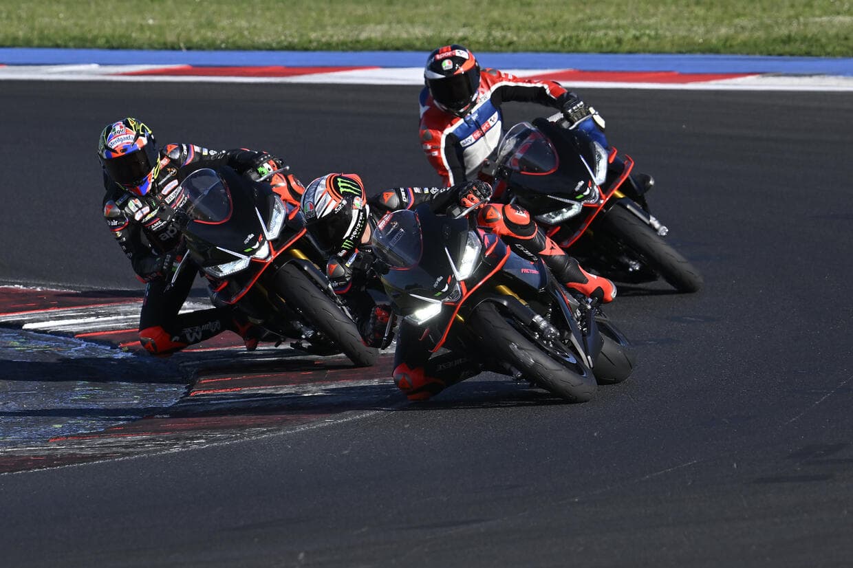 Aprilia RSV4 Factory