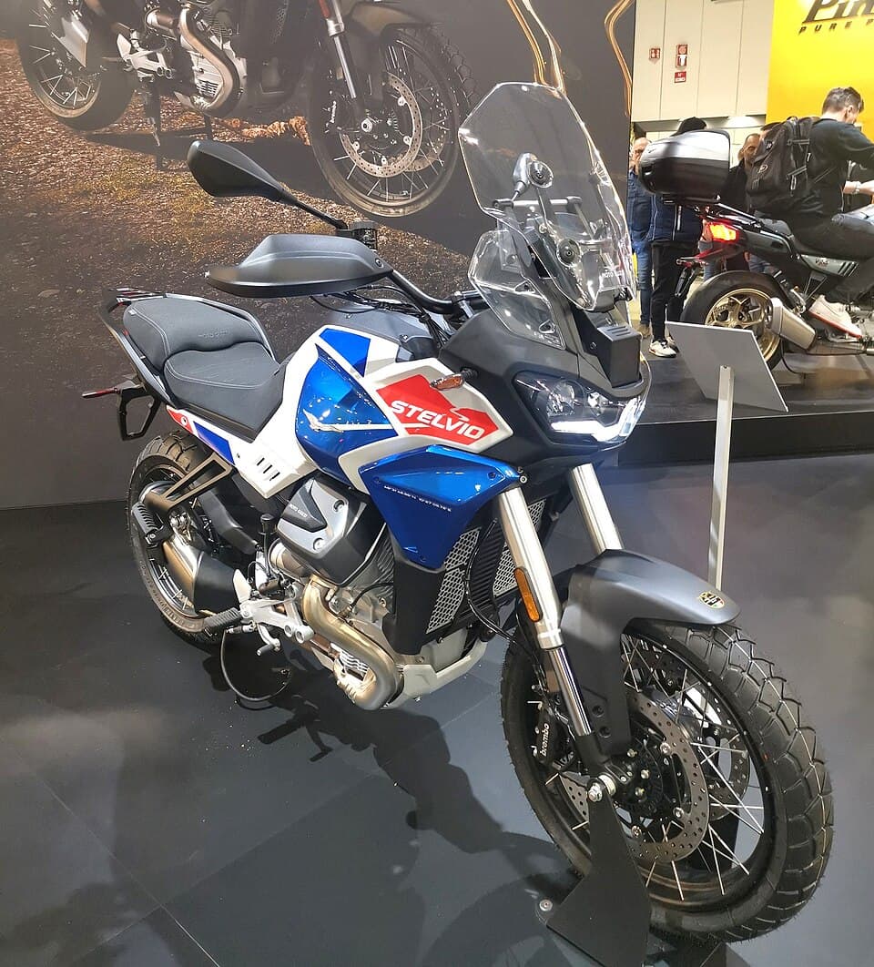 Moto Guzzi Stelvio 2026