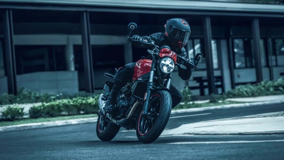Royal Enfield Guerrilla 450 Apex 2025