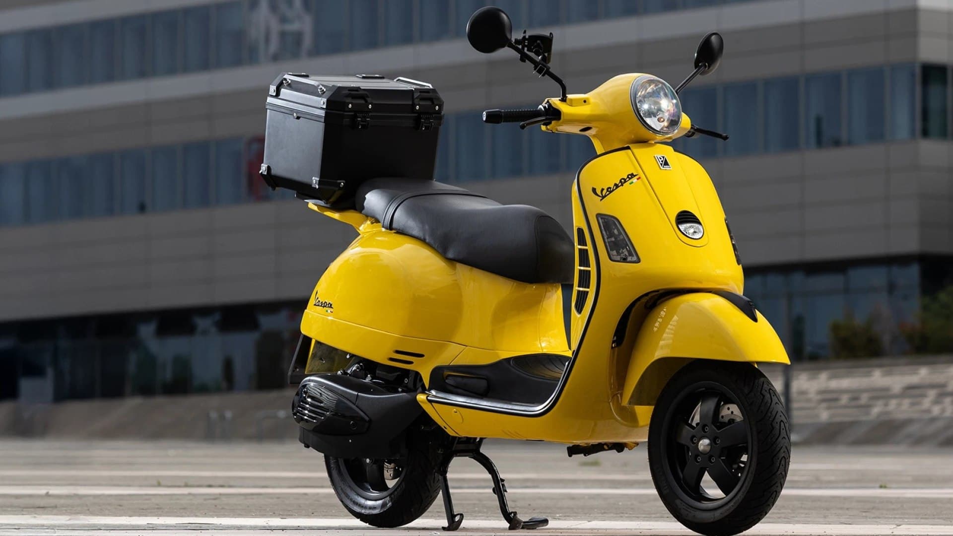 Il kit Newtron trasforma la Vespa in uno scooter elettrico: ecco versioni e prezzi