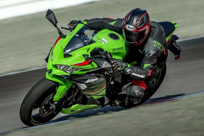 Kawasaki taglia i prezzi: sconti fino a 3.000 euro sulle moto