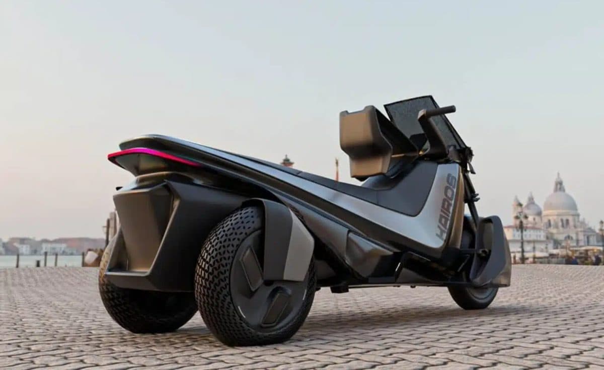 Kairos: triciclo elettrico anti-ribaltamento, sicurezza totale a 150 km/h
