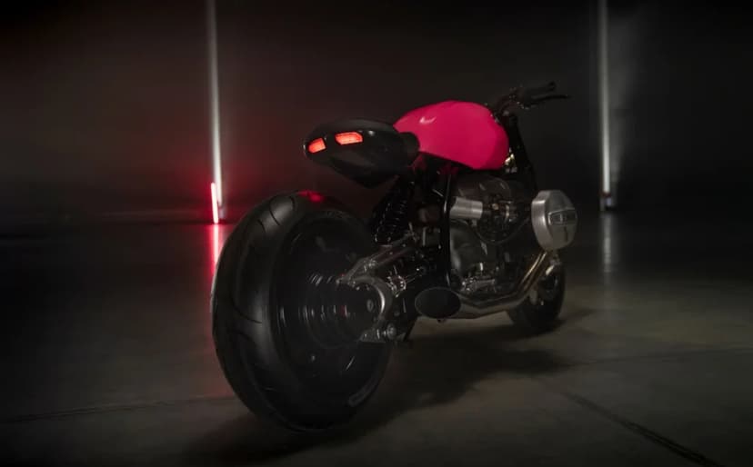 Nuova BMW R20, maxi cruiser boxer dal look radicale