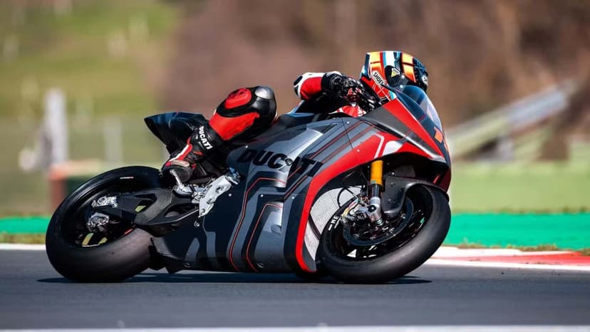 Moto elettrica Ducati: trasmissione compatta e controllo avanzato