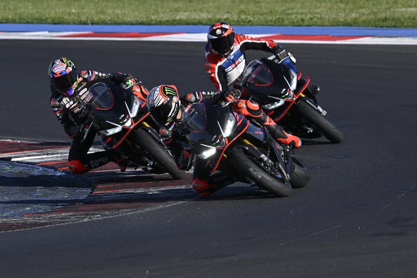 Aprilia RSV4 Factory