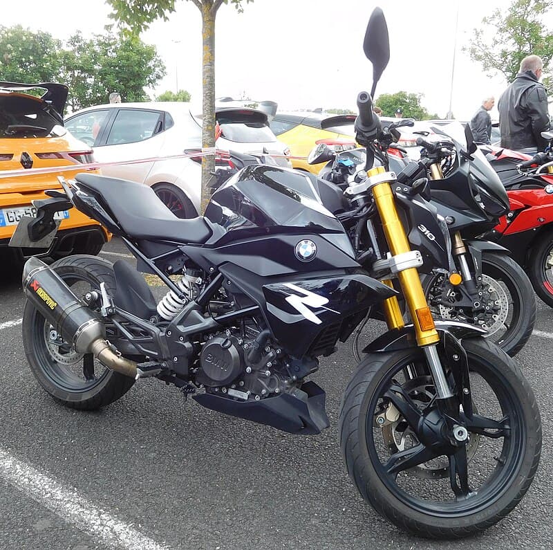 BMW G310R