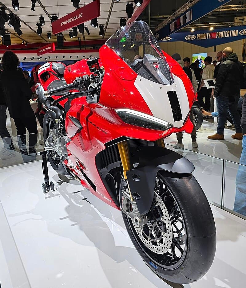 Ducati Panigale V2 2024