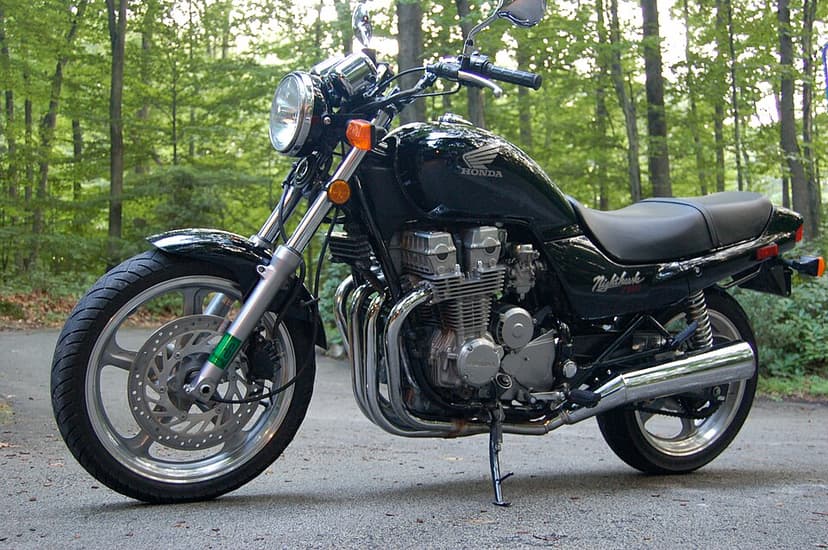 Honda CB750 Hornet
