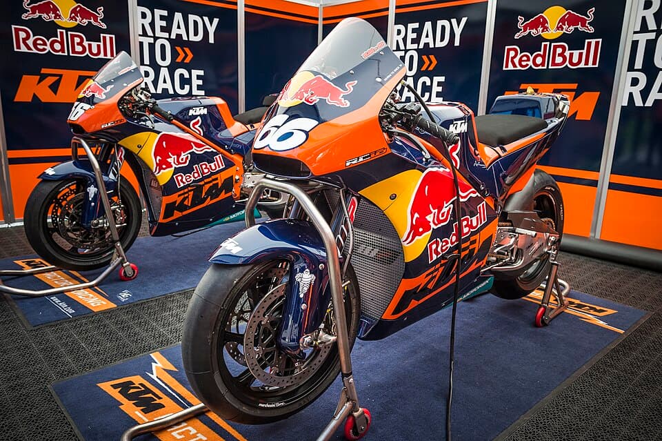 KTM RC16