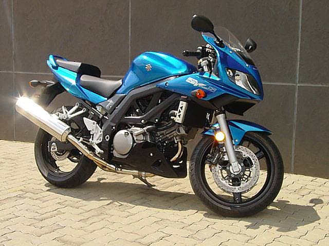 Suzuki SV650 2023