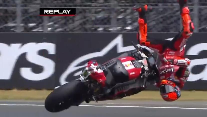 MotoGP 2026. GP di Francia. Brutto highside per Marc Márquez, le sue condizioni