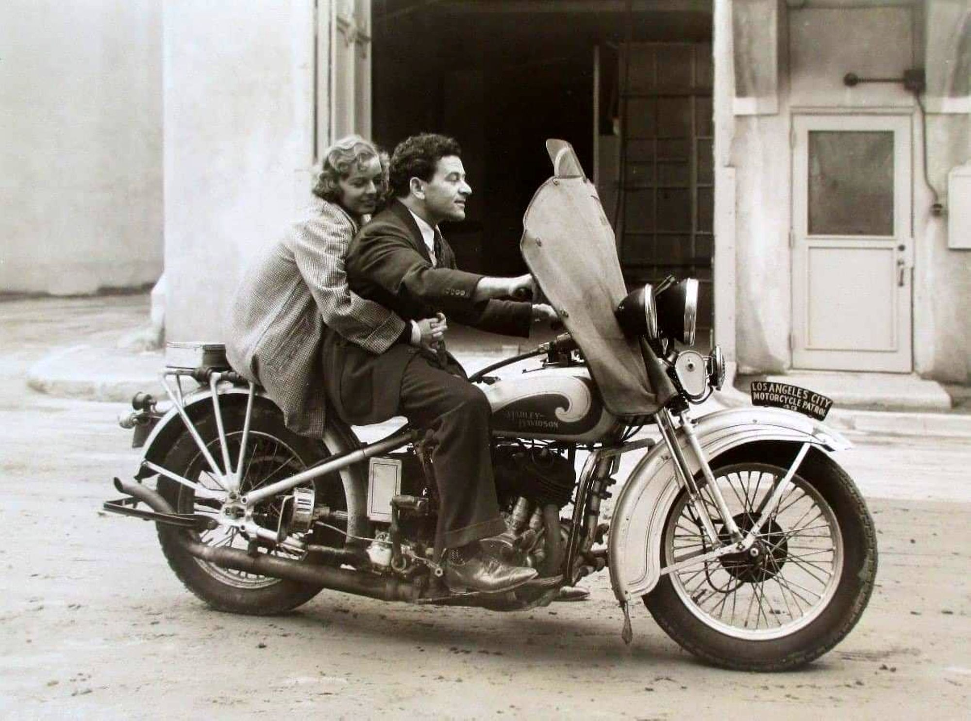 How the Harley-Davidson Knucklehead Defined the American V