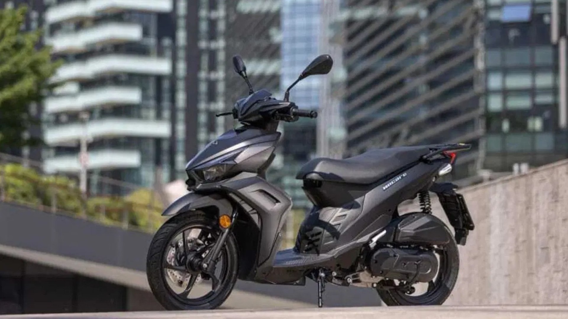 Kymco Micare 125, il nuovo passepartout per la mobilità cittadina. Economico e consuma poco