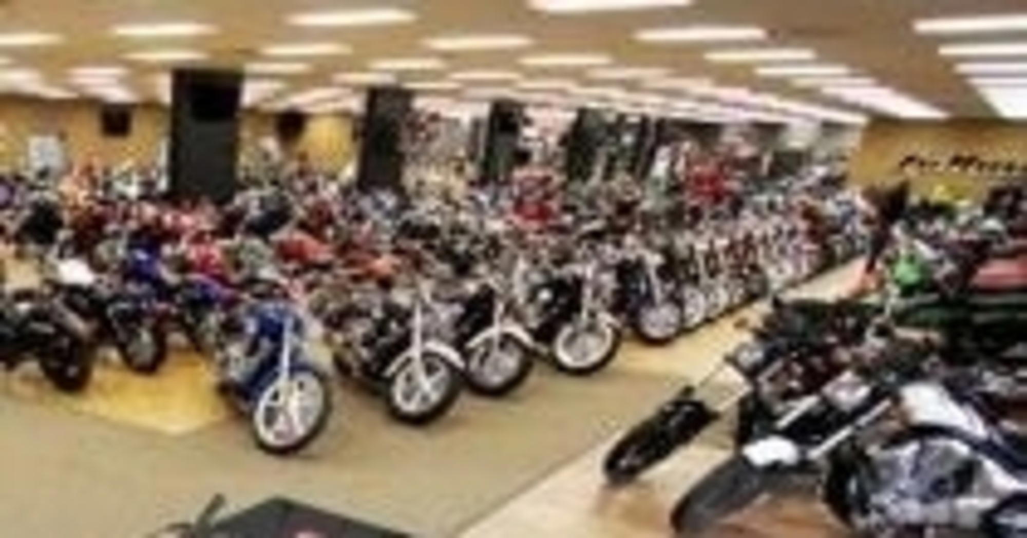 Mercato motociclistico italiano: il primo semestre 2026 consolida il trend positivo