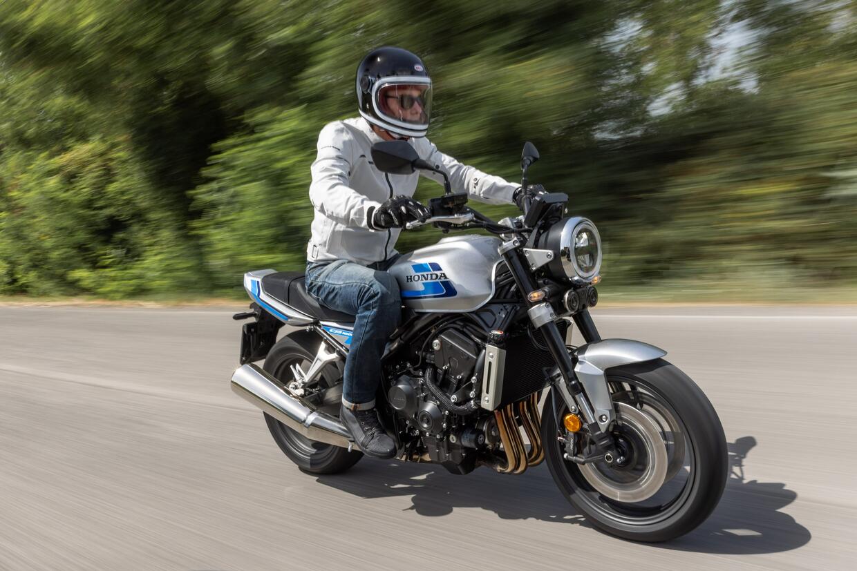 Prova Honda CB1000F: la Hornet veste vintage!