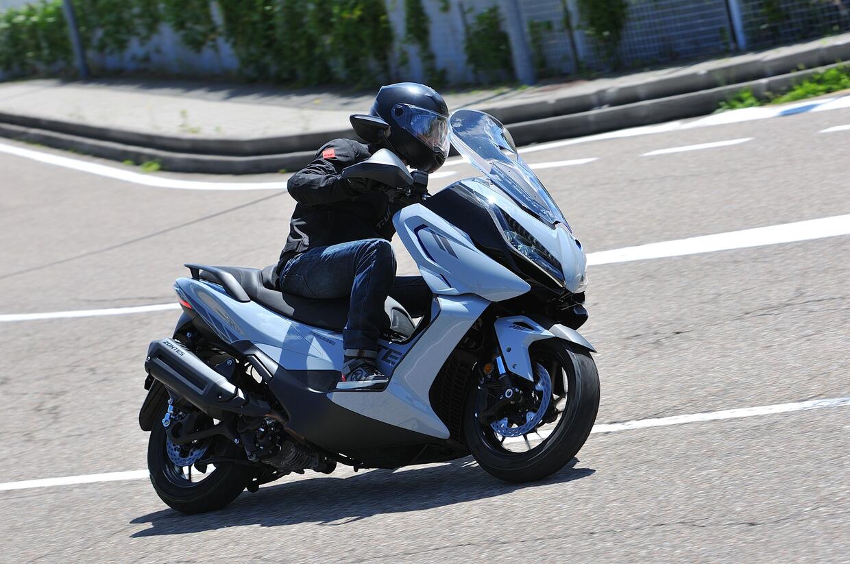 Prova Zontes 368e 2026: veloce e completo
