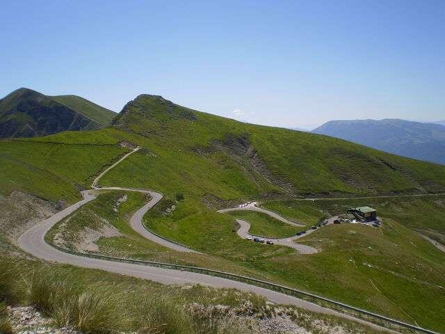 Sella di Leonessa: il passo più alto degli Appennini da fare solo in moto