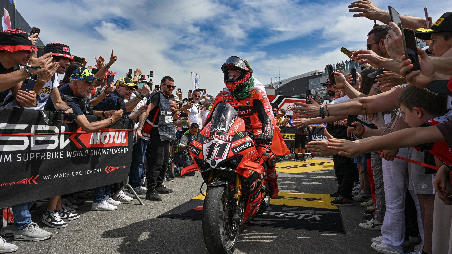 Tutto pronto per la Superbike a Cremona: biglietti, paddock aperto e tante formule per i tifosi