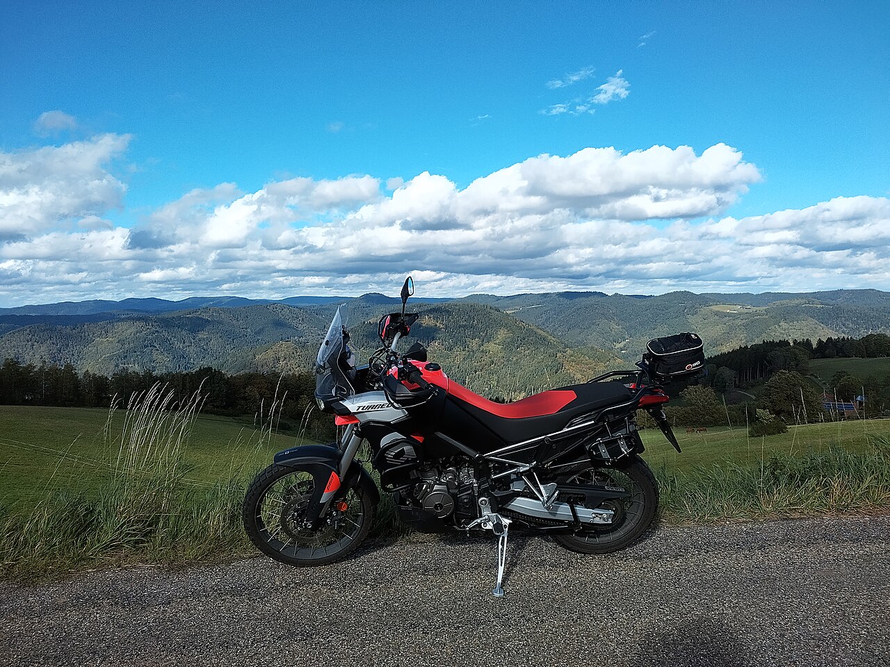 Aprilia Tuareg