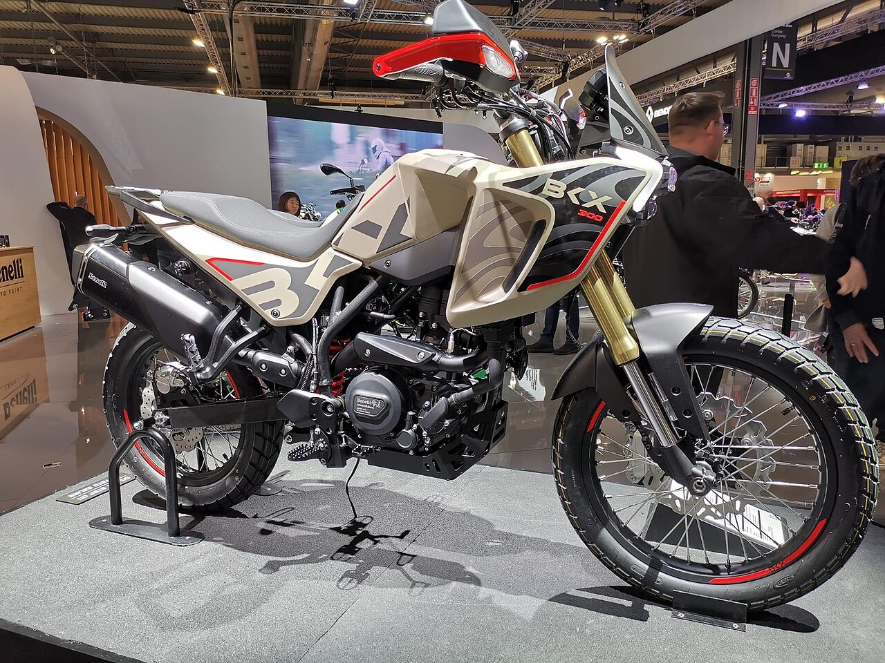 Benelli BKX 300