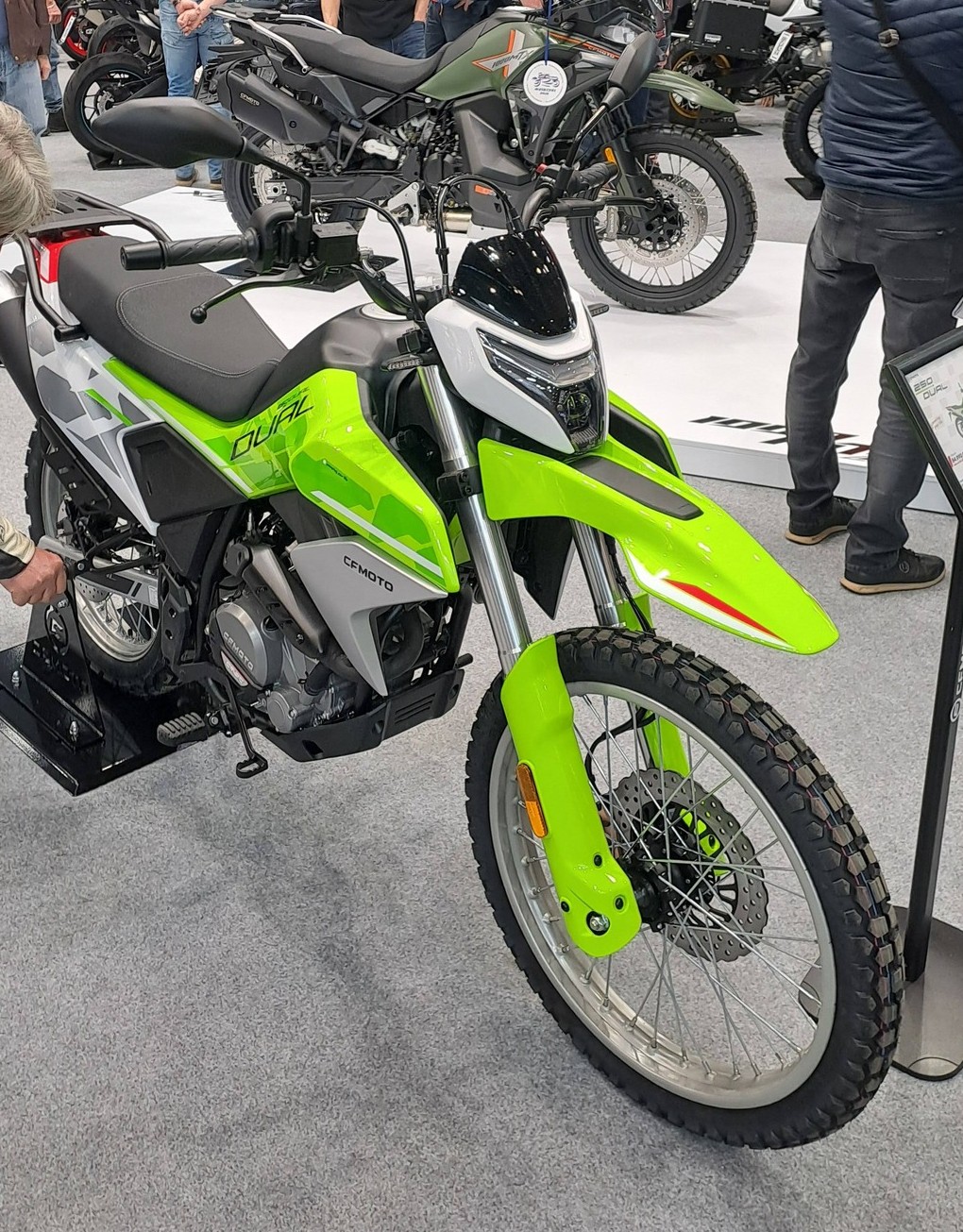 CFMoto 250 Dual