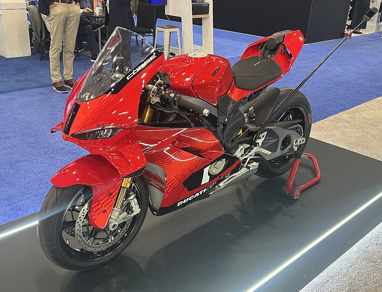Ducati Panigale V4 S