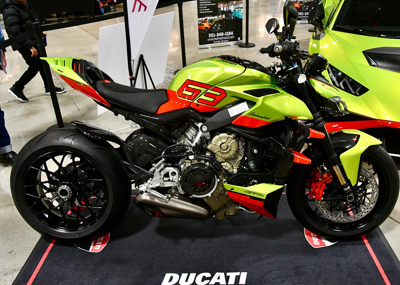 Ducati Streetfighter V4