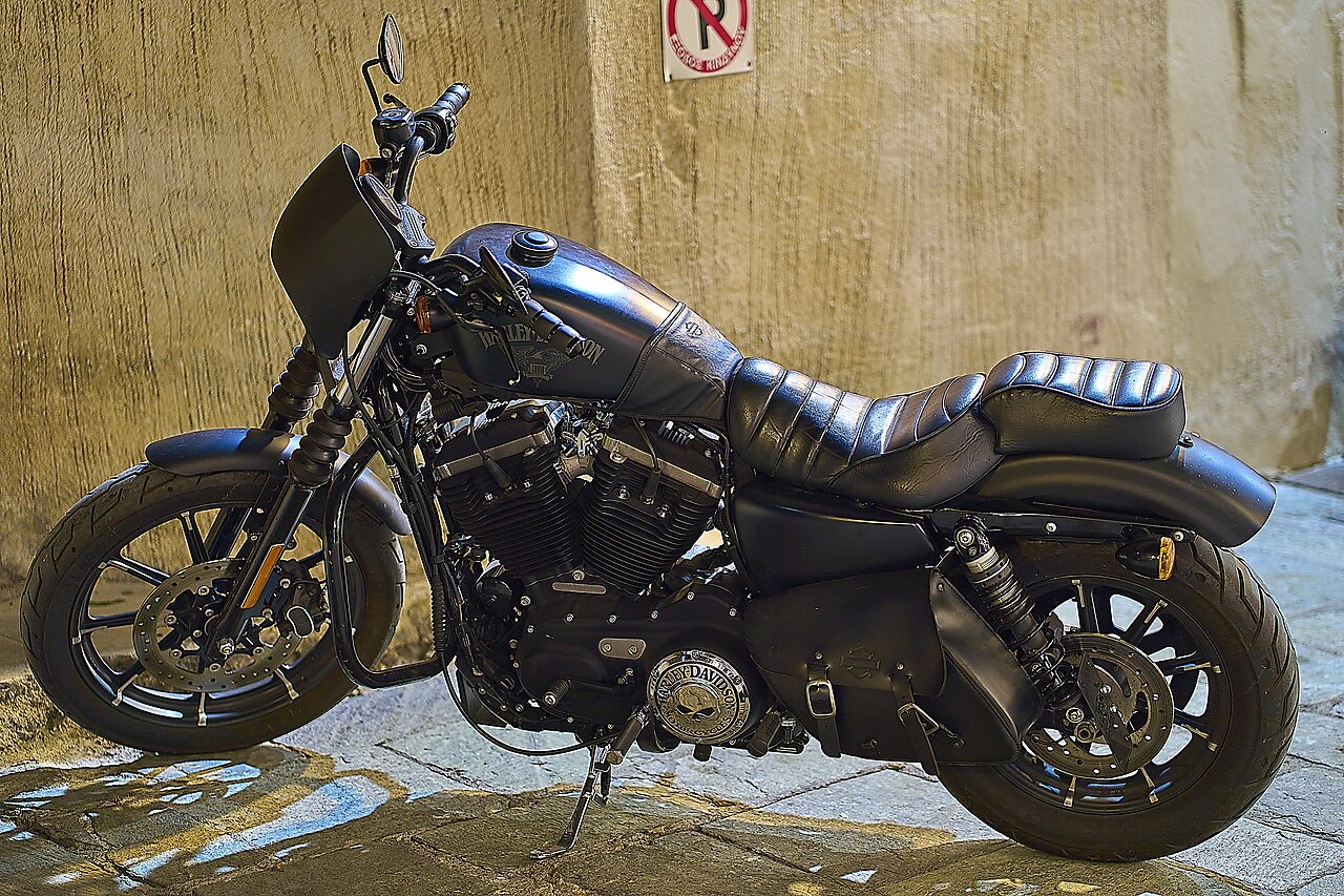 Harley-Davidson Sportster 883