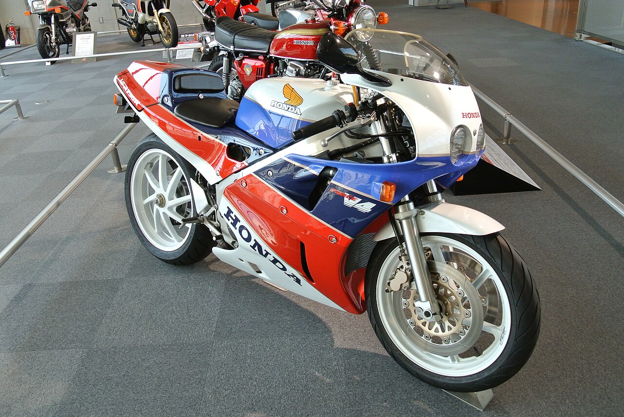 Honda VFR750R RC30