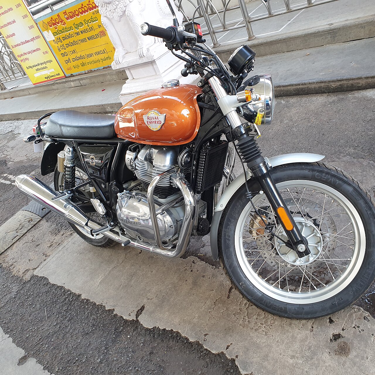 Royal Enfield Interceptor 650