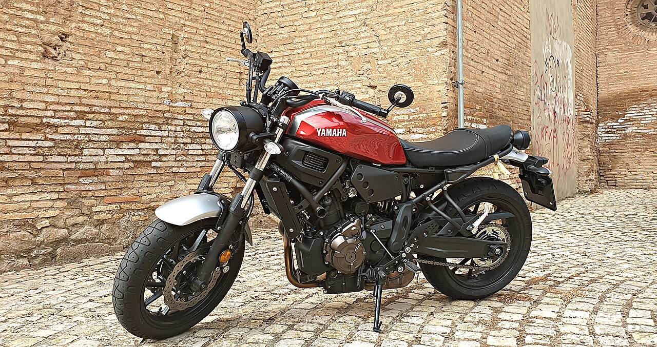 Yamaha XSR700